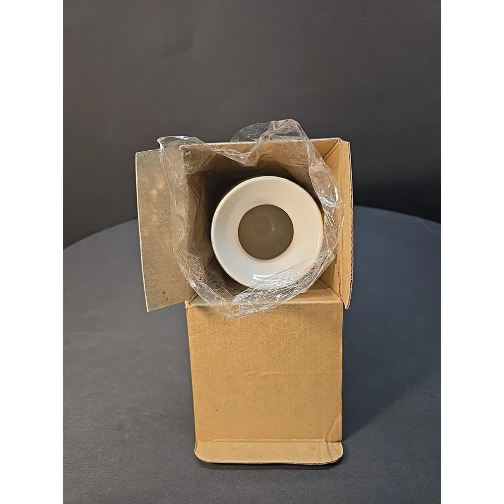 Papel Freelance Fine Bone China LOVE Vase 8 Inches With‎ Original Box